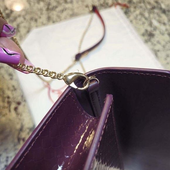 NEW Christian Louboutin Loubi54 Shoulder Bag in Merlot Patent Snake Embossed - Picture 6 of 13